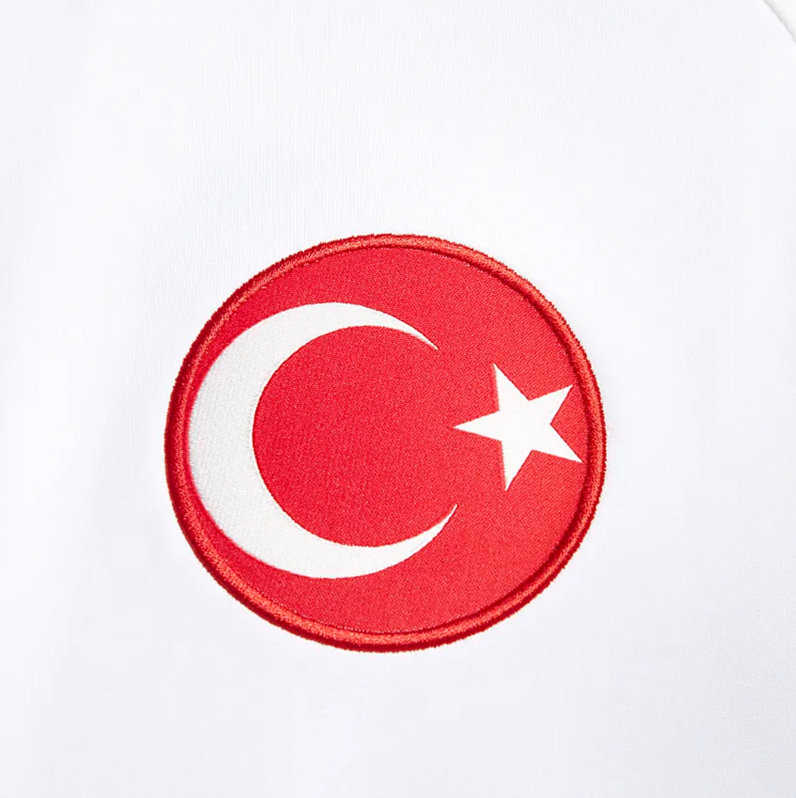 2022/23 NIKE CEREMONY JACKET WHITE XL