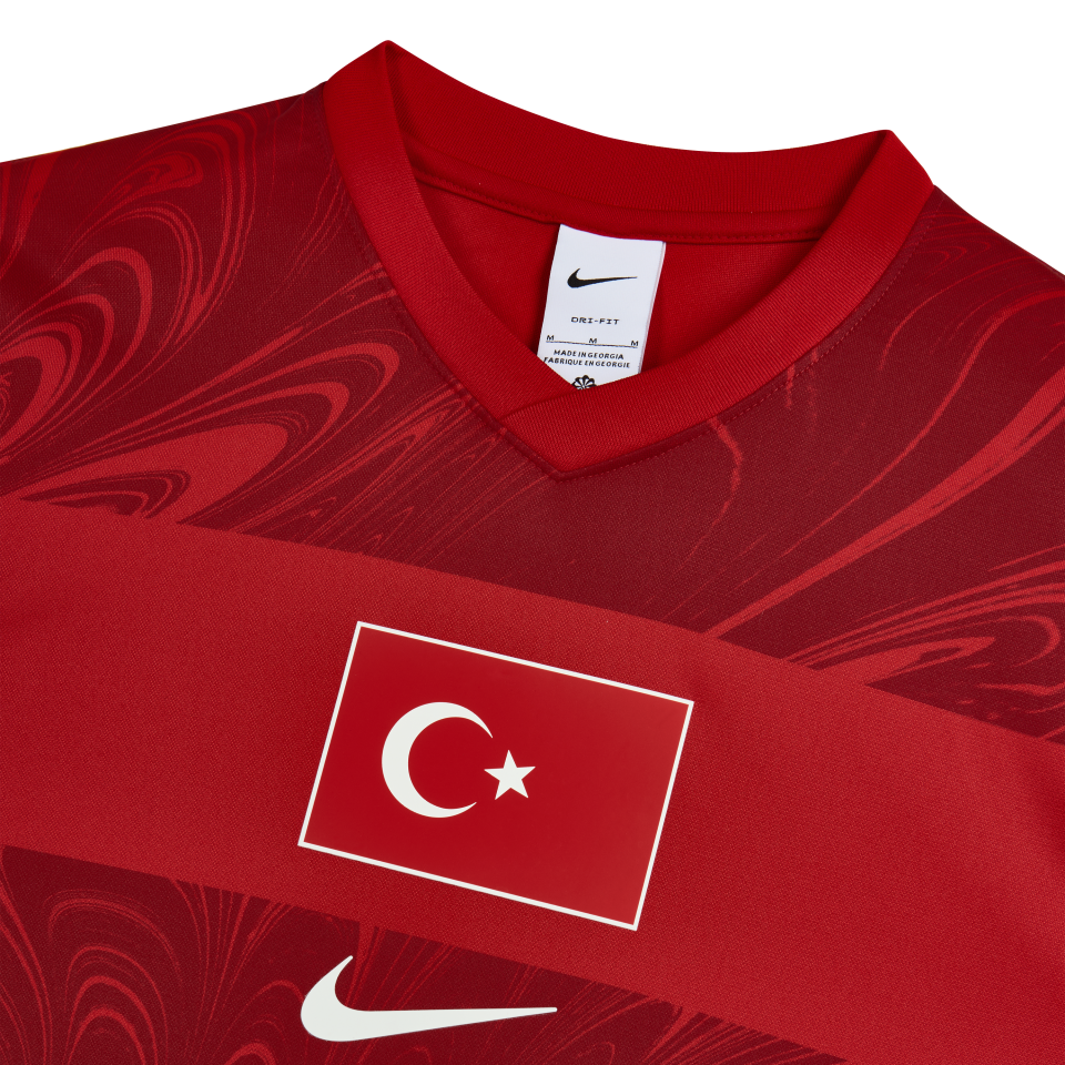 Türkiye Milli Takım Nike 2026 İç Saha Taraftar Forması - Kırmızı