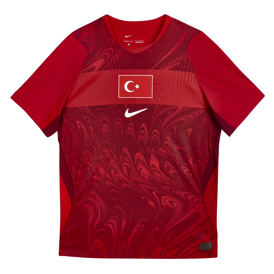 Türkiye Milli Takım Nike İç Saha Maç Forması - Kırmızı