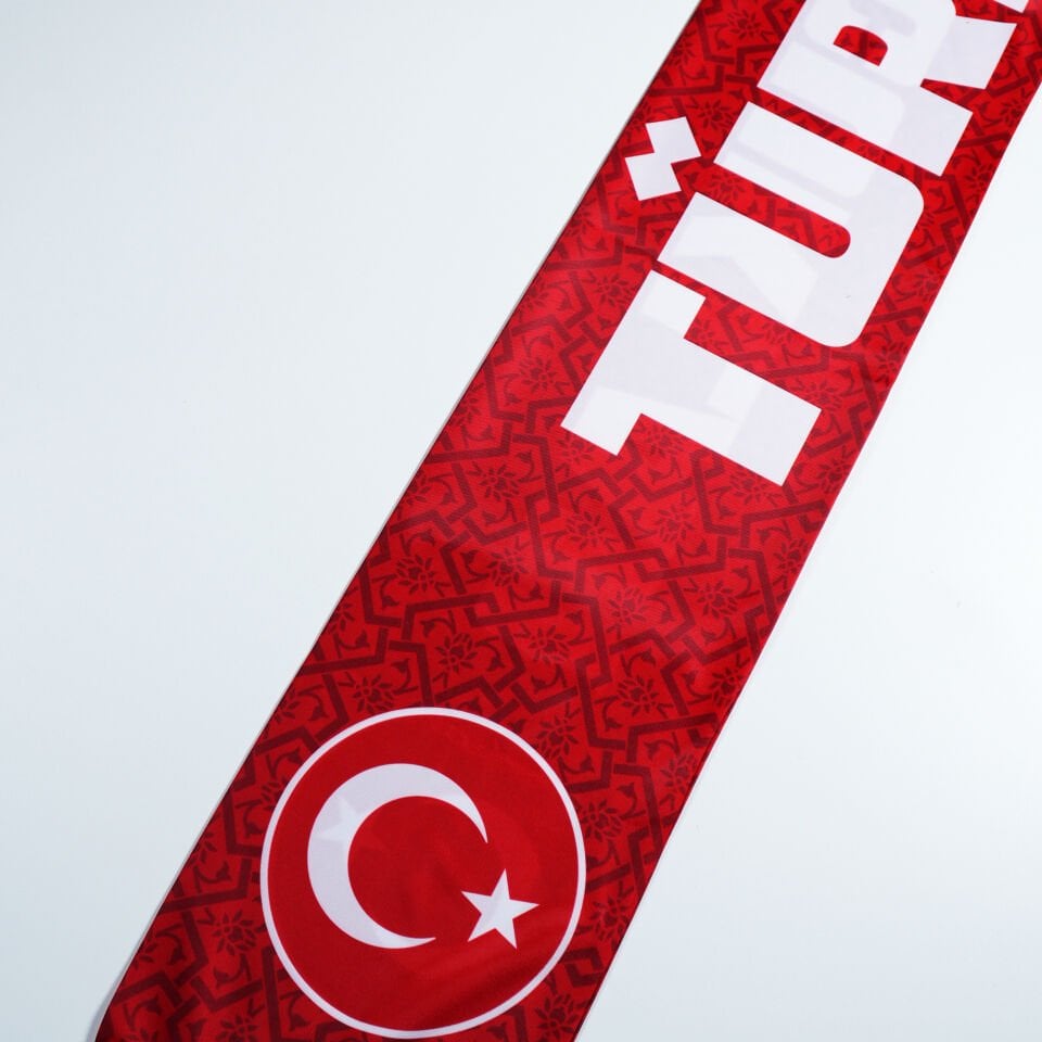 KİLİM DESENLİ BİZİM ÇOCUKLAR ATKI