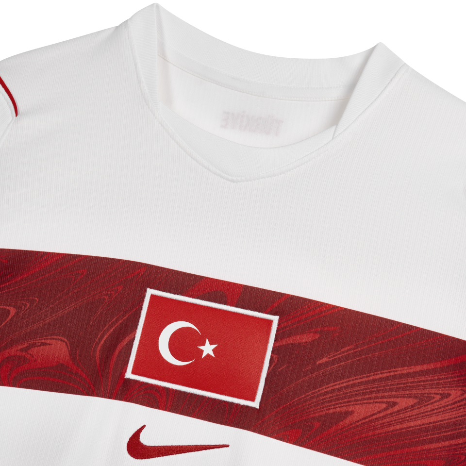 KADIN DEPLASMAN STADYUM FORMASI BEYAZ L