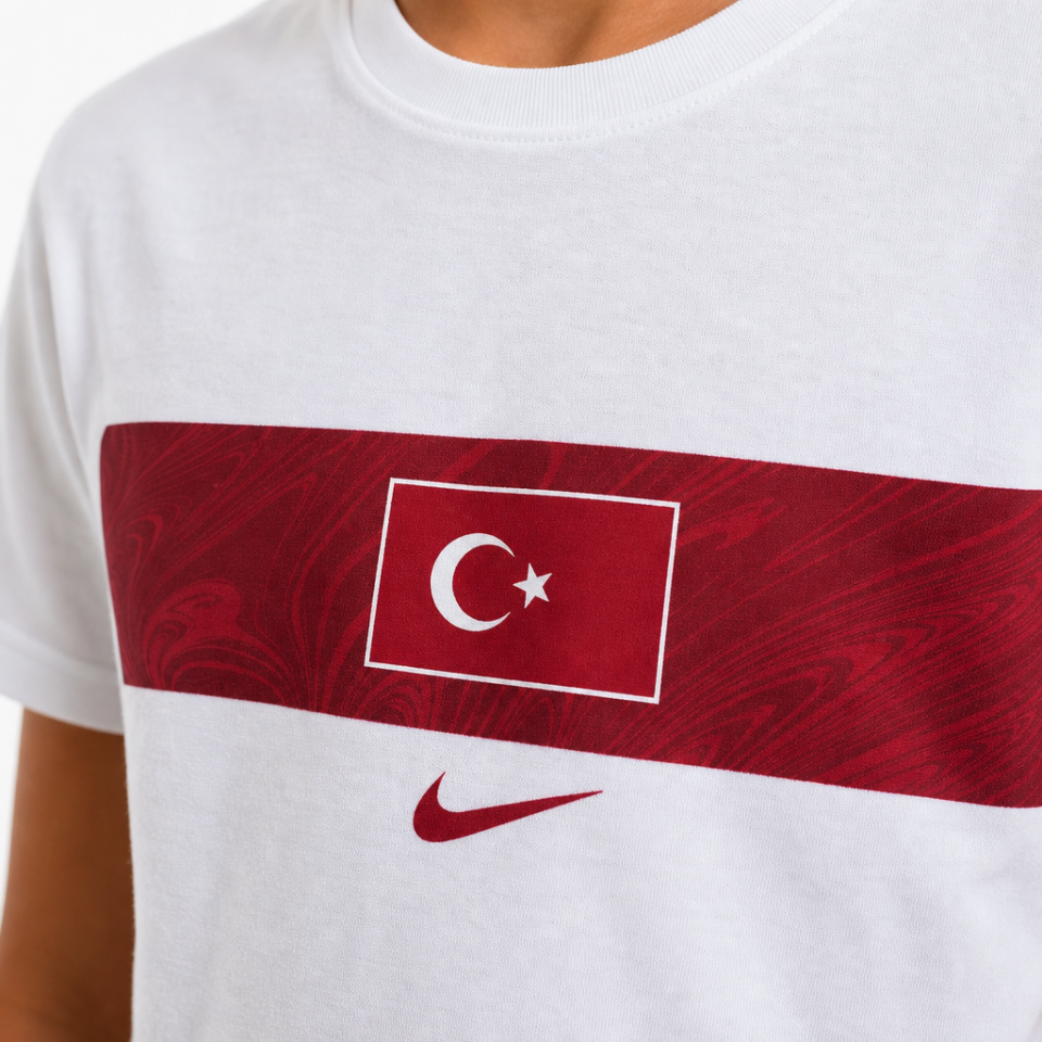 NIKE ÇOCUK TÜRKİYE T-SHİRT L
