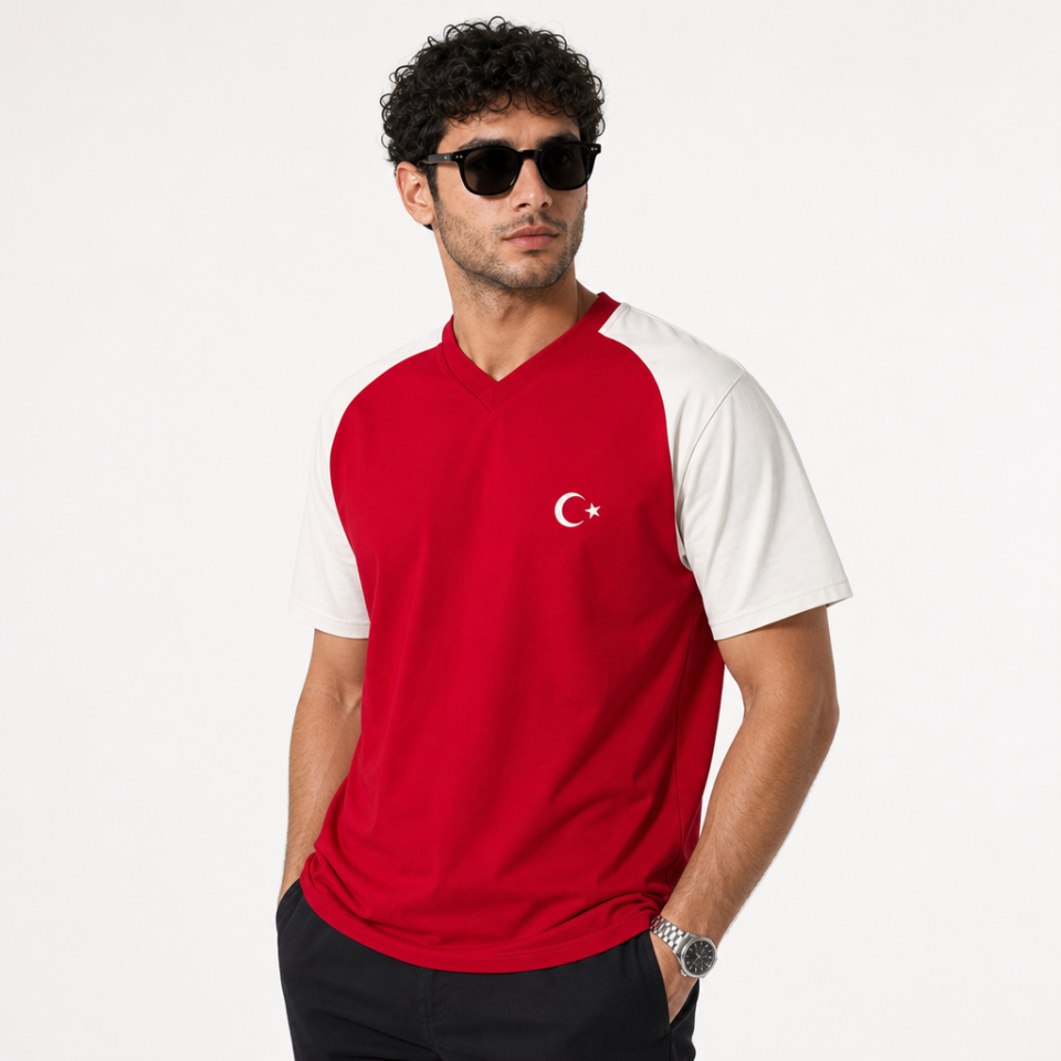Turkey National Team Crescent-Star Printed V-Neck T-SHIRT S
